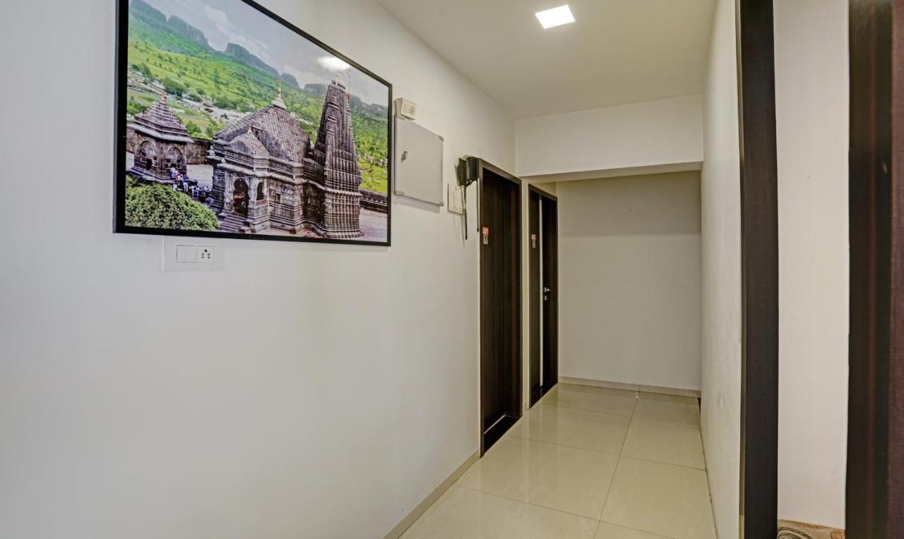 Treebo Excellent Homes, นาสิก ภายนอก รูปภาพ