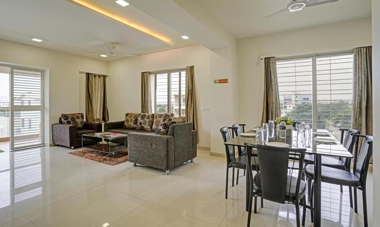 Treebo Excellent Homes, นาสิก ภายนอก รูปภาพ
